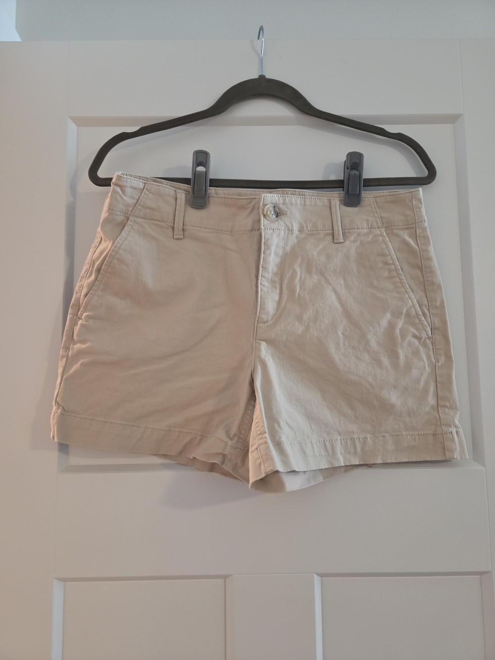 LOFT Women's Kahki Monroe Shorts
